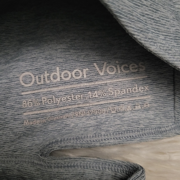 Outdoor Voices Blue Quartz Slashback Crop Activewear Top Size Large - Picture 9 of 11